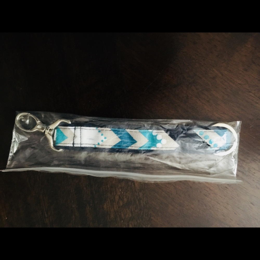 Keychain holder